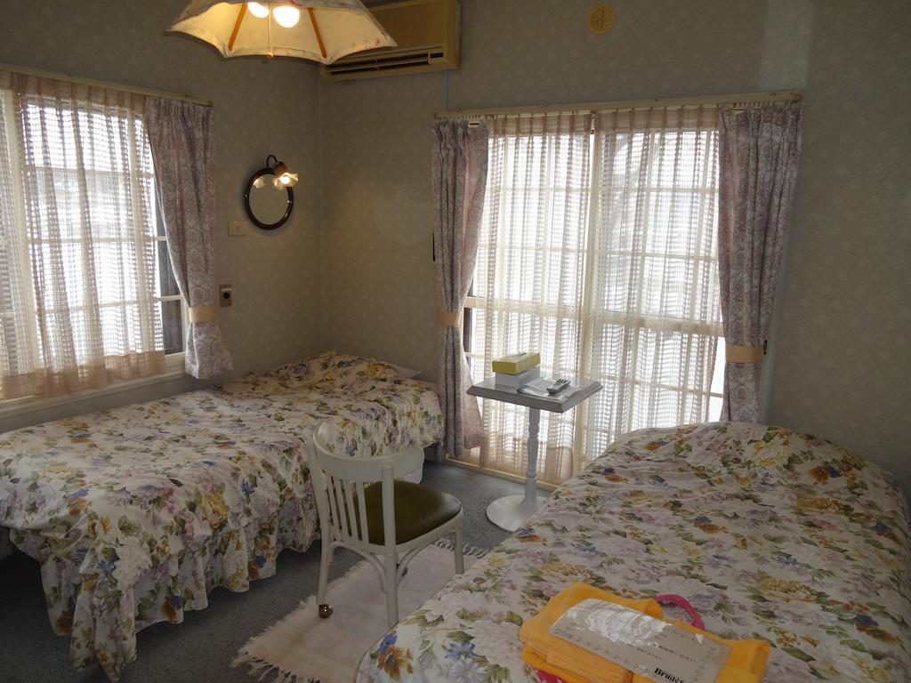 Ishiuchi Pension Bruges Minamiuonuma Zimmer foto
