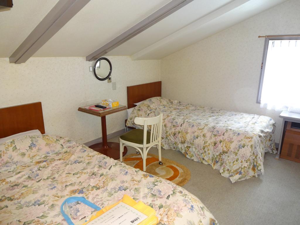 Ishiuchi Pension Bruges Minamiuonuma Zimmer foto